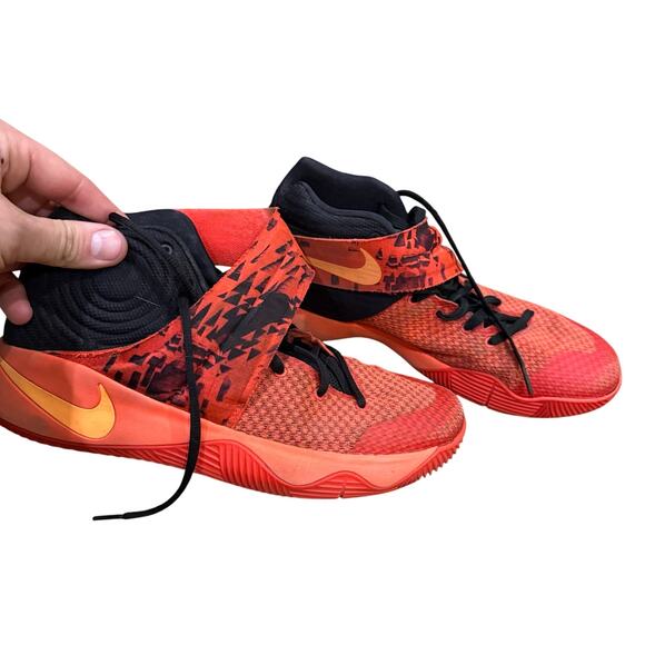 Nike Kyrie 2 Inferno Size 9.5 Black/Red Good condition No Box - 2015